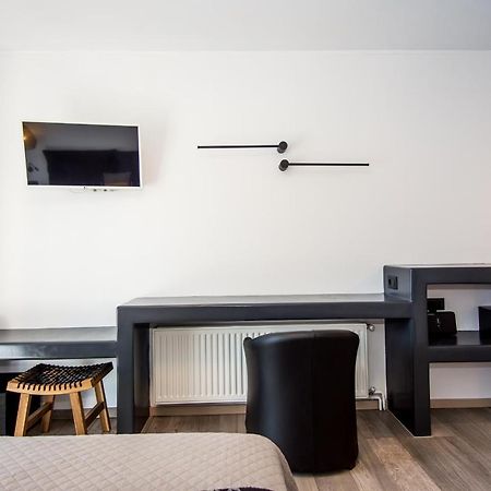 A & B Minimal Suite Ιι With Sea View In Argostoli Eksteriør bilde
