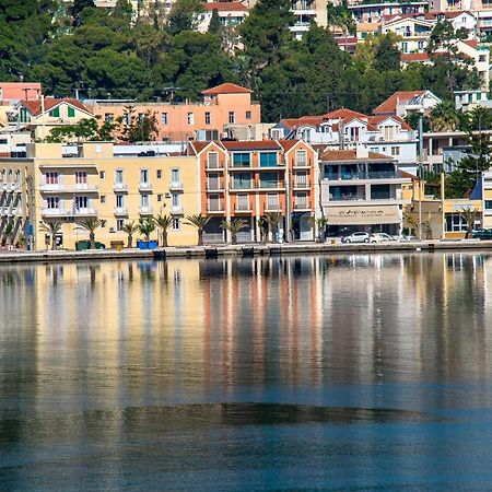 A & B Minimal Suite Ιι With Sea View In Argostoli Eksteriør bilde