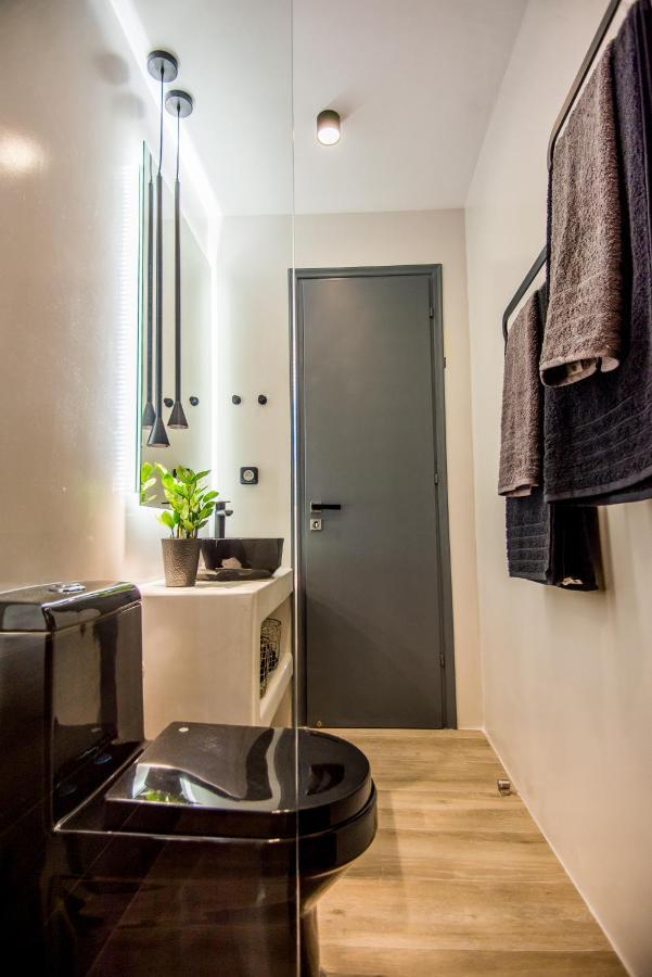 A & B Minimal Suite Ιι With Sea View In Argostoli Eksteriør bilde