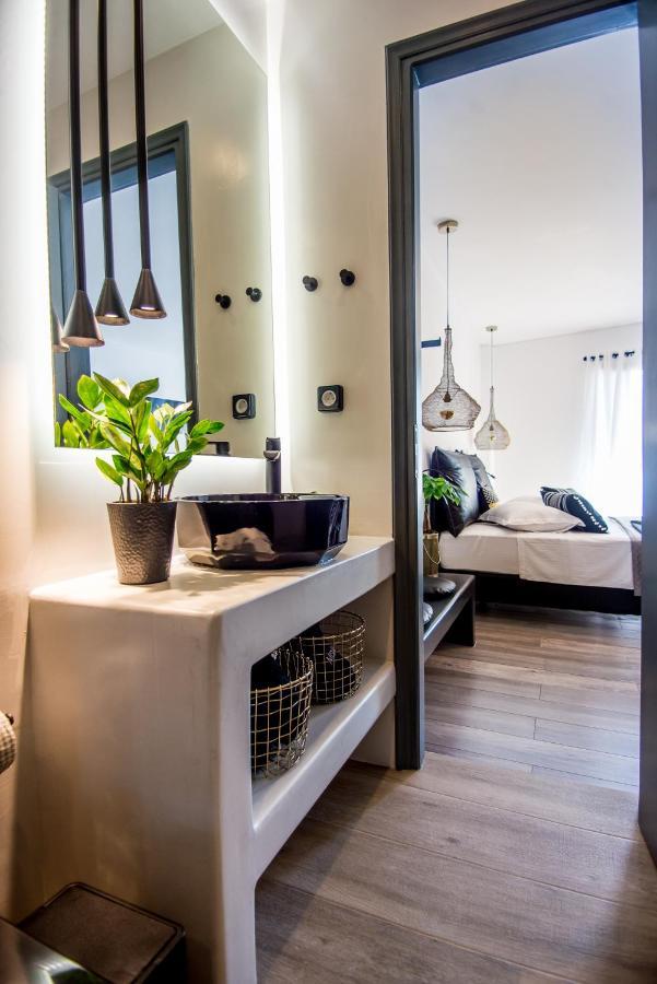 A & B Minimal Suite Ιι With Sea View In Argostoli Eksteriør bilde